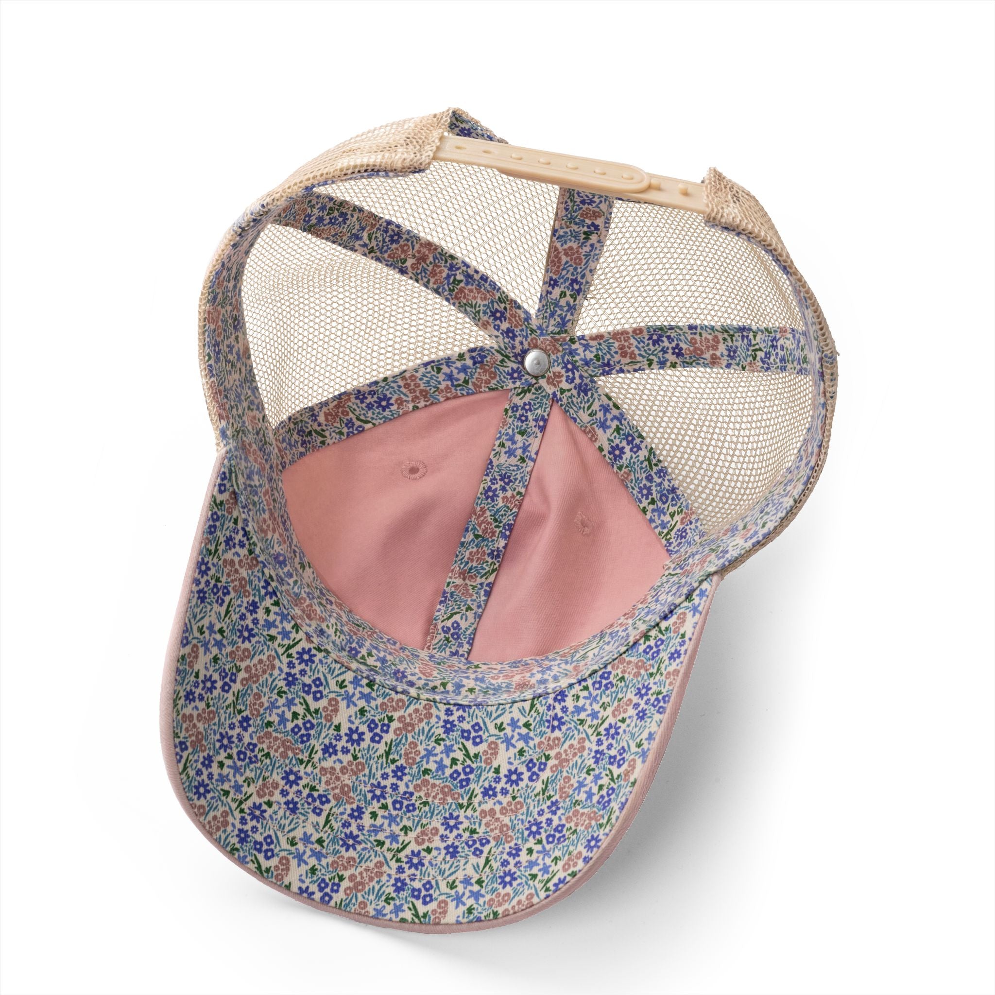 Women's OMM. Washed Mesh-Back Cap